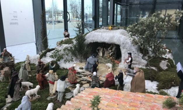 Crèche de Noël : Laurent Wauquiez se moque des juges, du droit et de la laïcité